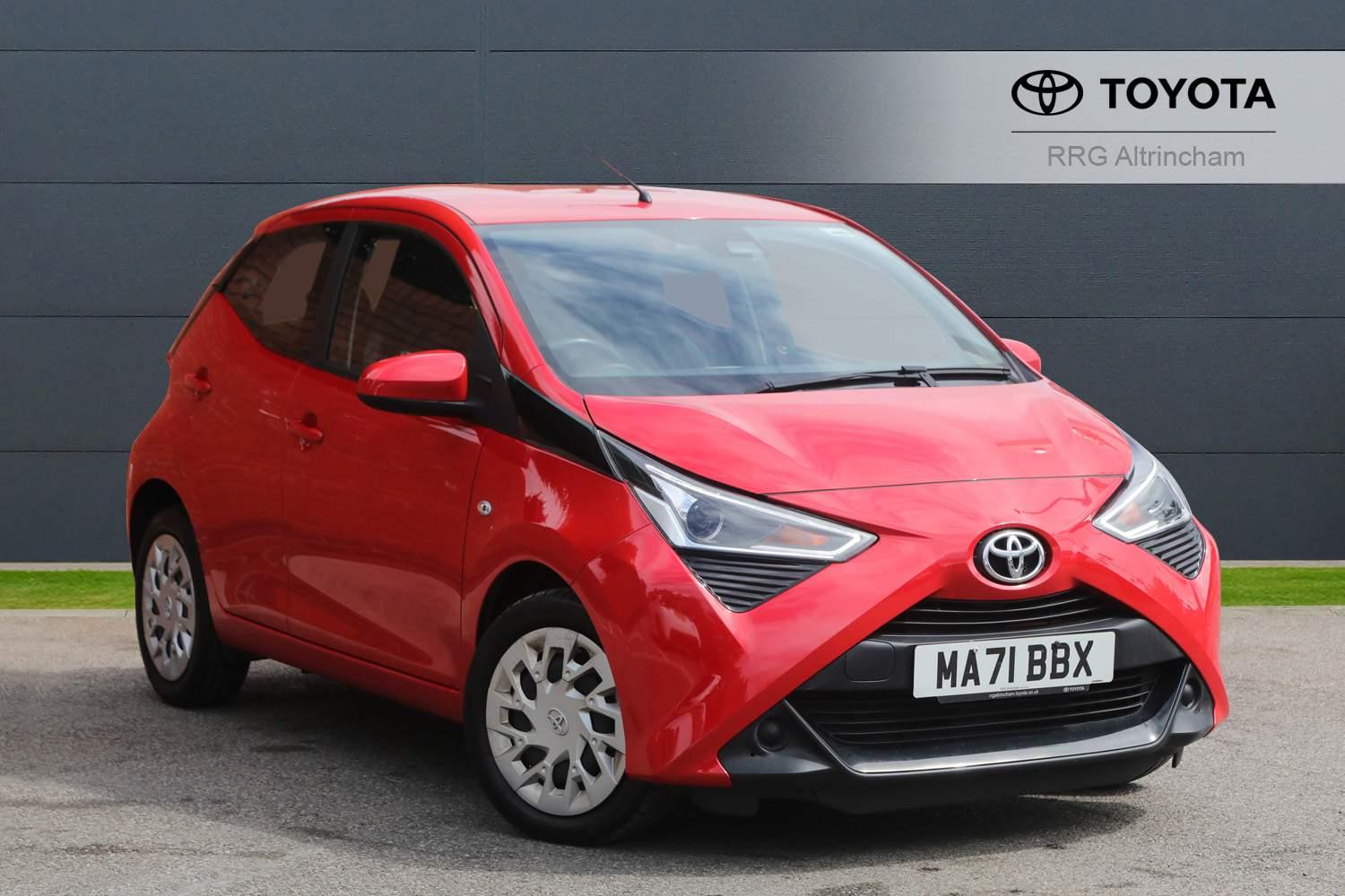 Used Toyota AYGO 1.0 VVT-i x-play Euro 6 (s/s) 5dr