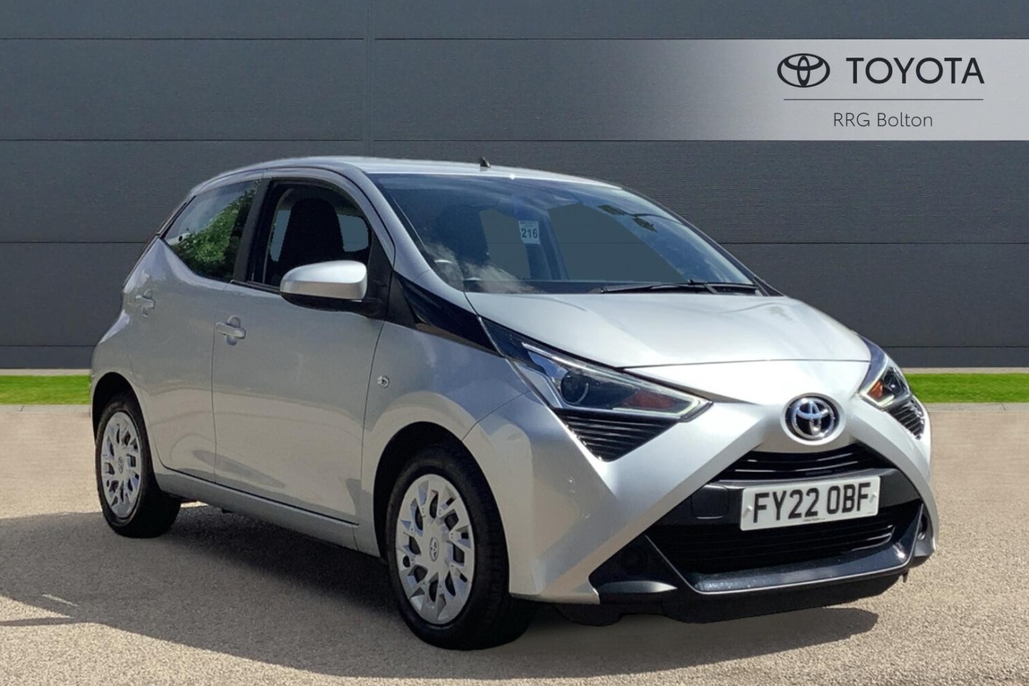 Used Toyota AYGO 1.0 VVT-i x-play Euro 6 (s/s) 5dr