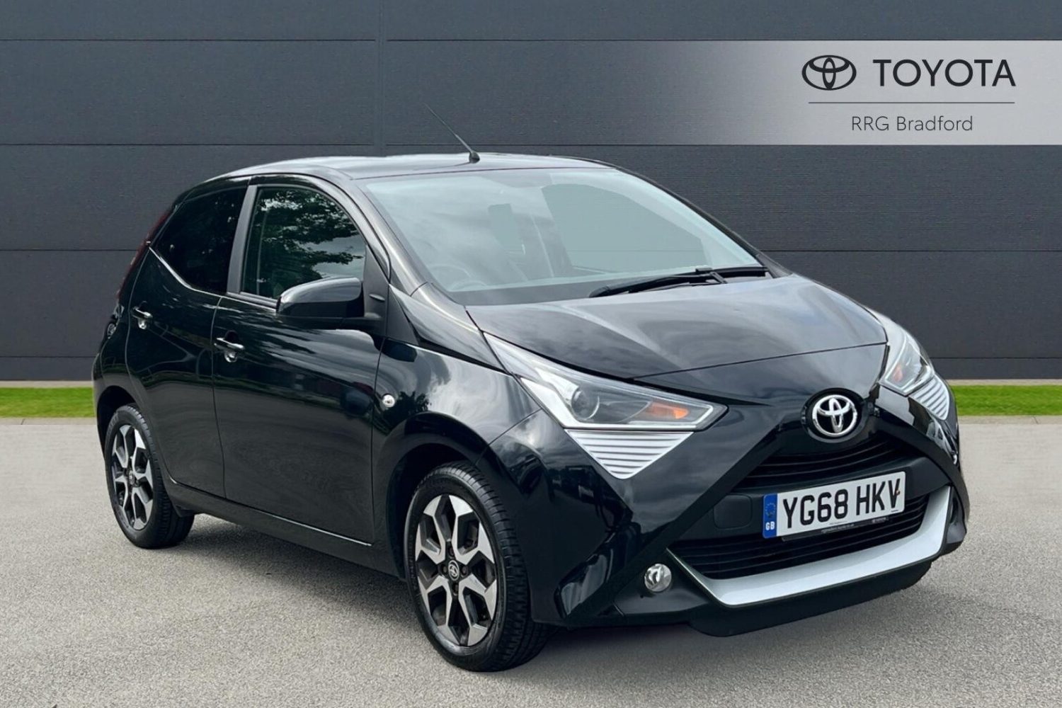Used Toyota AYGO 1.0 VVT-i x-plore Euro 6 5dr