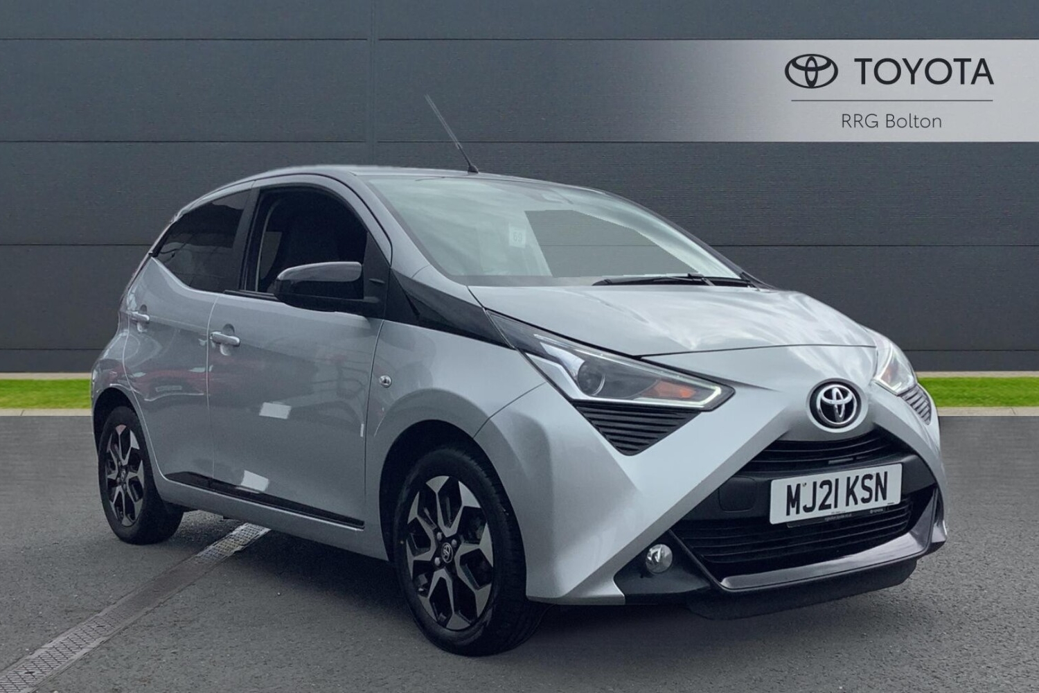 Used Toyota AYGO 1.0 VVT-i x-trend Euro 6 5dr (Safety Sense)