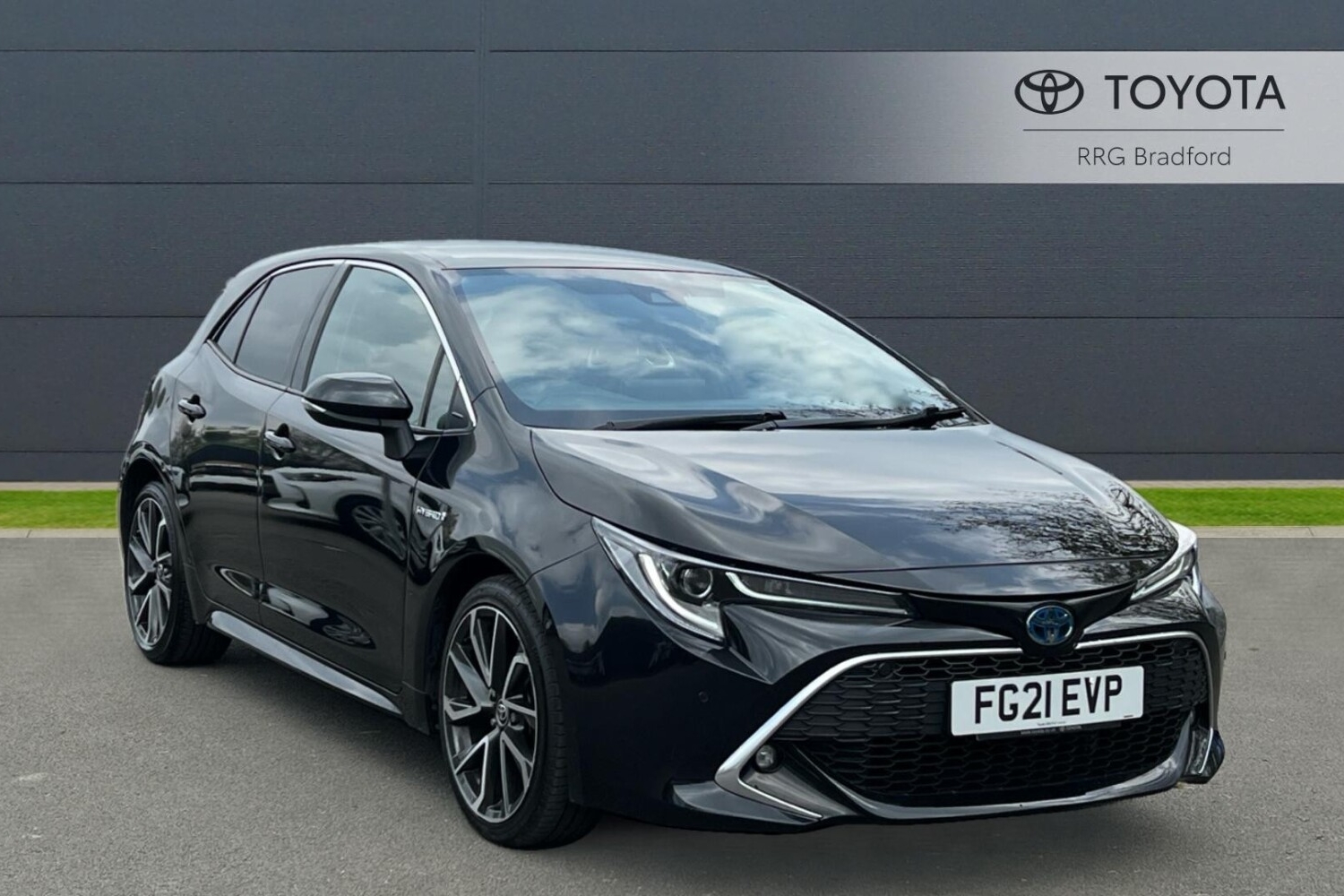 Used Toyota Corolla 1.8 VVT-h Excel CVT Euro 6 (s/s) 5dr