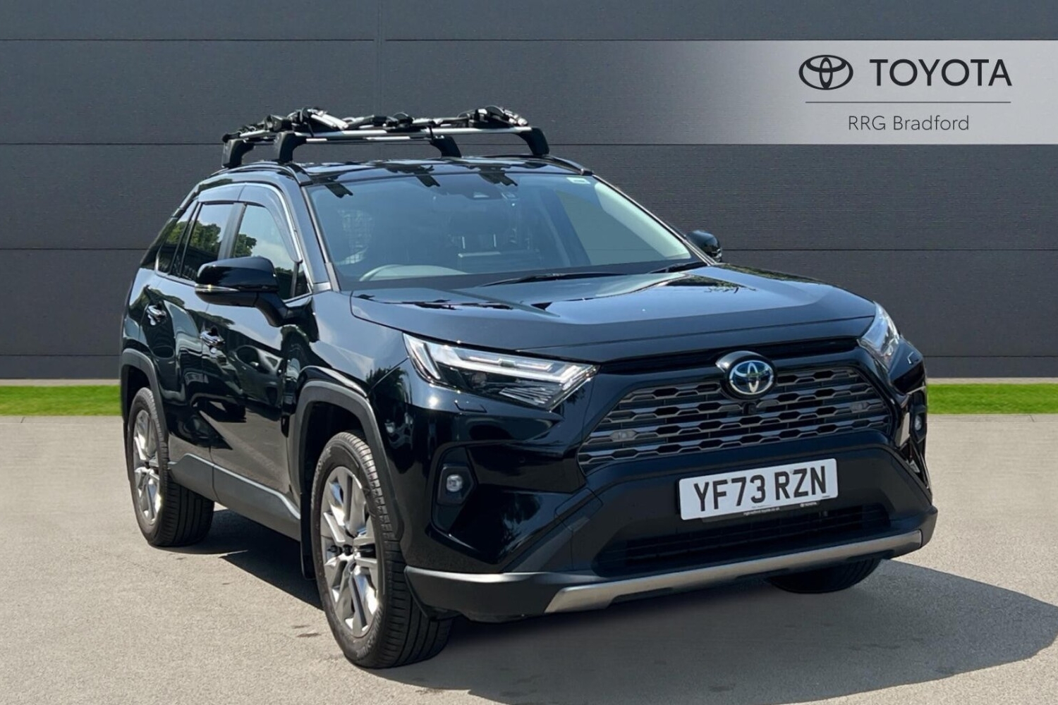Used Toyota RAV4 2.5 VVT-h Excel CVT 4WD Euro 6 (s/s) 5dr