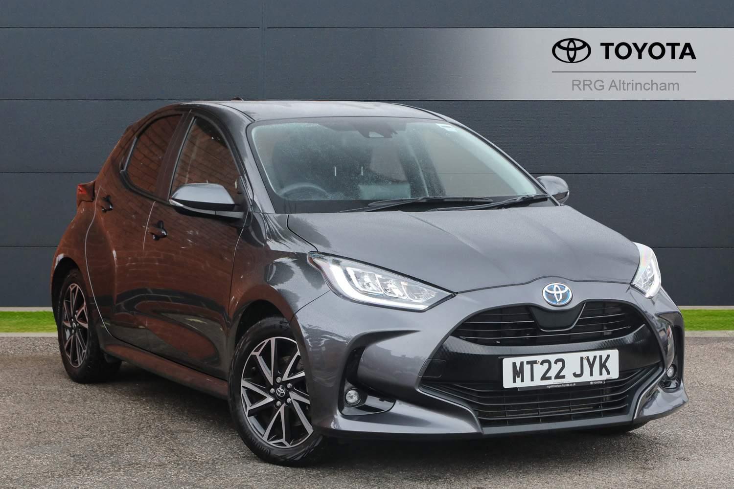 Used Toyota Yaris 1.5 VVT-h Design E-CVT Euro 6 (s/s) 5dr