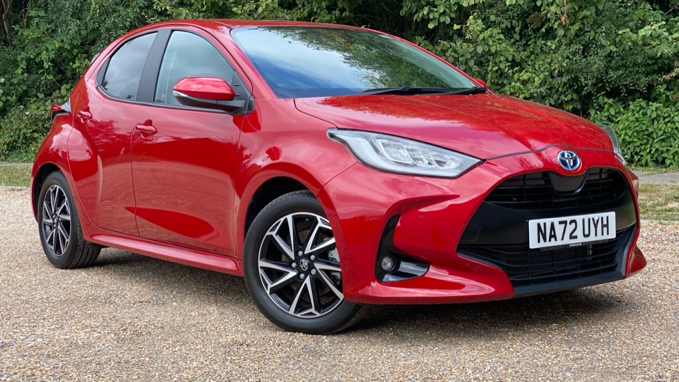 Used Toyota Yaris 1.5 VVT-h Design E-CVT Euro 6 (s/s) 5dr