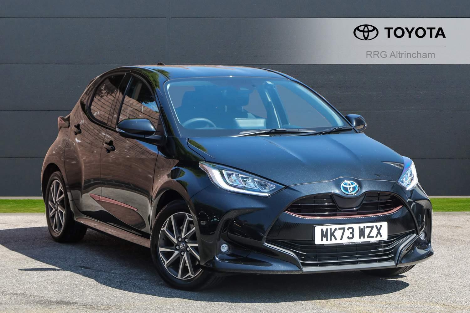 Used Toyota Yaris 1.5 VVT-h Design E-CVT Euro 6 (s/s) 5dr