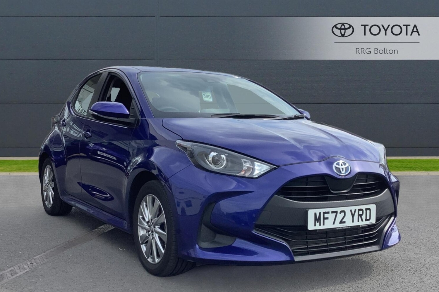 Used Toyota Yaris 1.5 VVT-h Icon E-CVT Euro 6 (s/s) 5dr