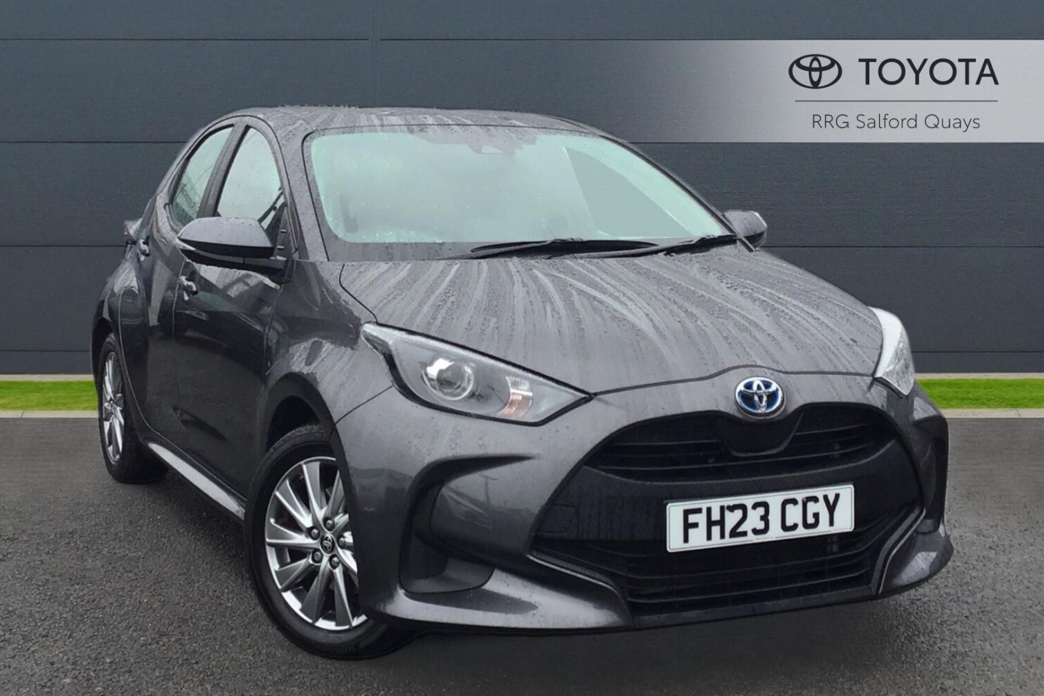 Used Toyota Yaris 1.5 VVT-h Icon E-CVT Euro 6 (s/s) 5dr
